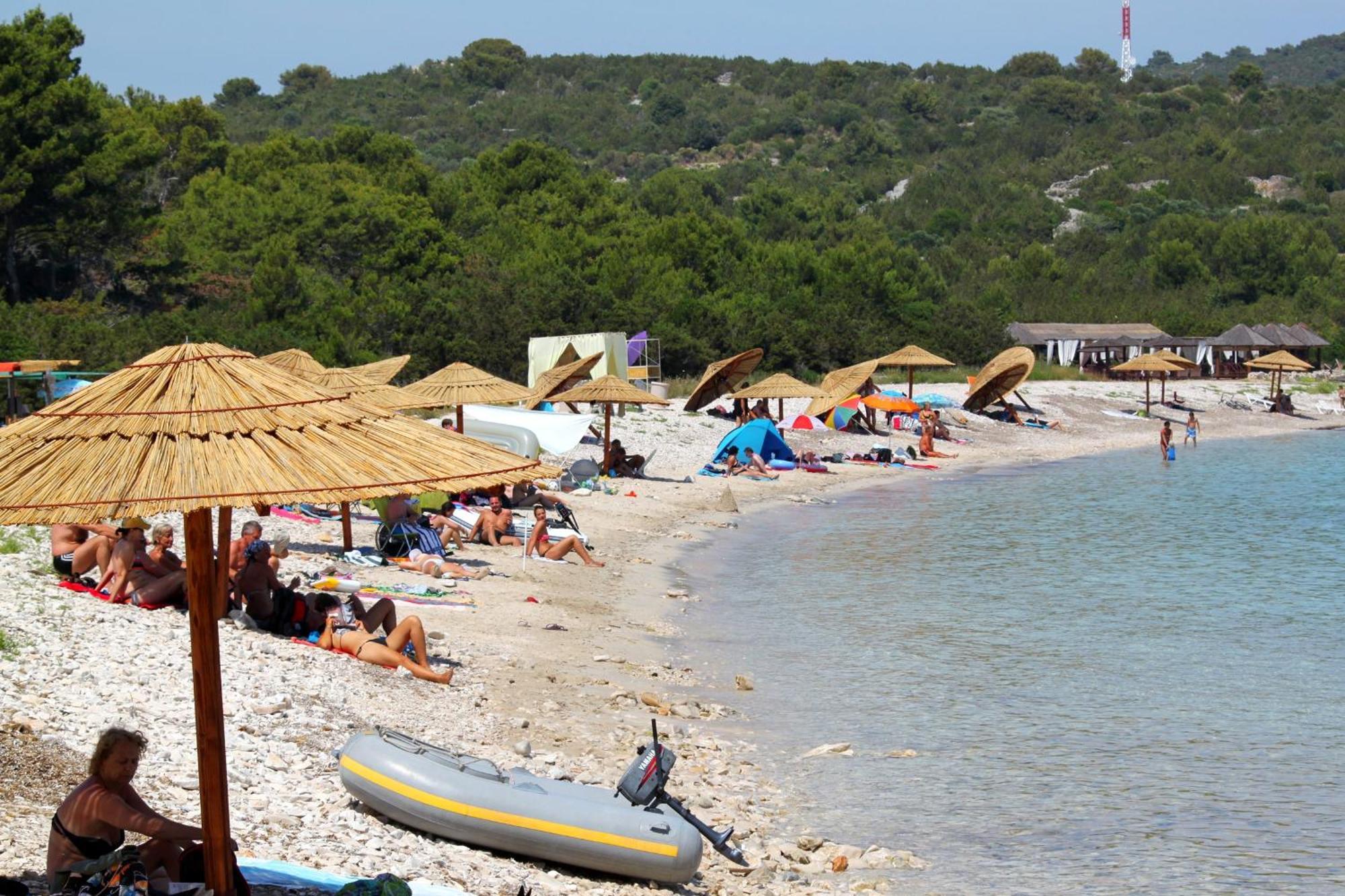 Apartments With A Parking Space Sali, Dugi Otok - 8154 מראה חיצוני תמונה